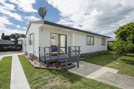 Photo of property in 25a Doncaster Drive, Papamoa Beach, Papamoa, 3118
