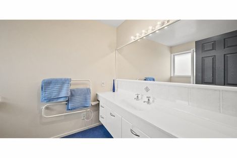 Photo of property in 52 Bella Rosa Drive, Hei Hei, Christchurch, 8042