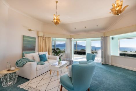 Photo of property in 22 Ara Kuaka, Waikanae Beach, Waikanae, 5036