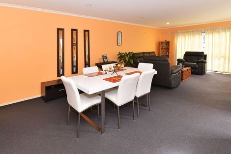 Photo of property in 17b Ksenia Drive, Flat Bush, Auckland, 2019