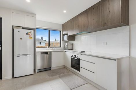 Photo of property in 12c Bowen Street, Manurewa East, Auckland, 2102