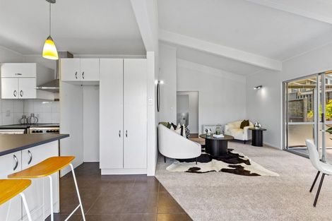 Photo of property in 55a Pigeon Mountain Road, Half Moon Bay, Auckland, 2012