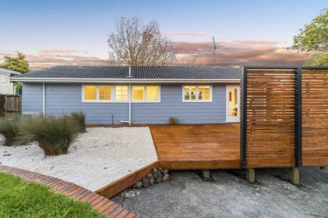 Photo of property in 37 Keegan Drive, Massey, Auckland, 0614