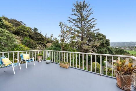 Photo of property in 239a Whites Line East, Waiwhetu, Lower Hutt, 5010