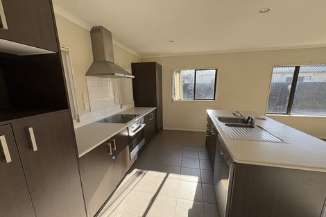 Photo of property in 29 Cityview Place, Massey, Auckland, 0614