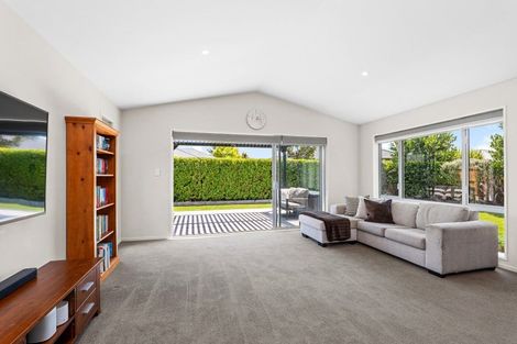 Photo of property in 38 Bradwell Crescent, Halswell, Christchurch, 8025