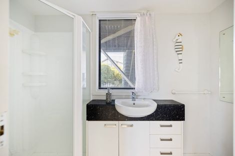 Photo of property in 72 Glenstrae Road, Redcliffs, Christchurch, 8081