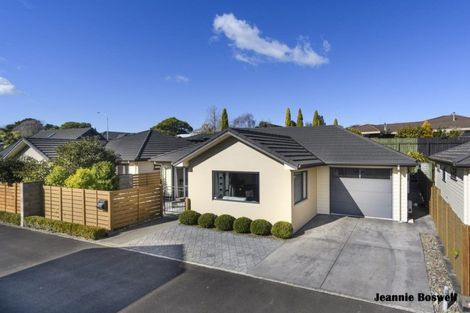 Photo of property in 5 Virtue Place, Hokowhitu, Palmerston North, 4410