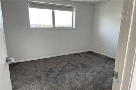 Photo of property in 7/22 Denver Avenue, Sunnyvale, Auckland, 0612