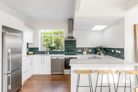 Photo of property in 13 Tirotai Crescent, Westmere, Auckland, 1022