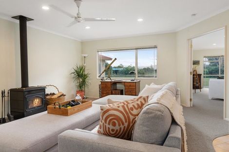 Photo of property in 53 Willow Park Drive, Opaki, Masterton, 5871