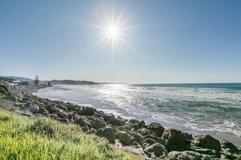 Photo of property in 218 Harper Road, Waimarama, 4294