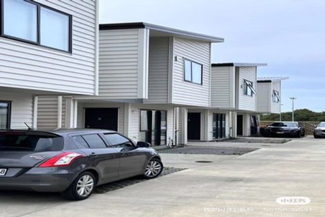 Photo of property in 116c Cascades Road, Pakuranga Heights, Auckland, 2010