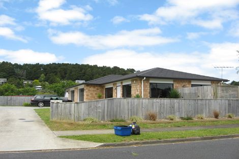 Photo of property in 1/2 Ridgeway Road, Pukekohe, 2120