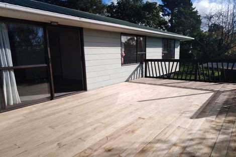 Photo of property in 11 Arde Place, Massey, Auckland, 0614