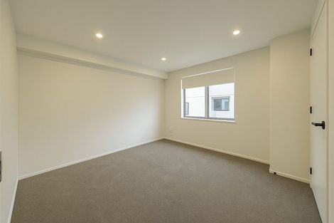 Photo of property in 2/7 Chevis Place, Pakuranga, Auckland, 2010