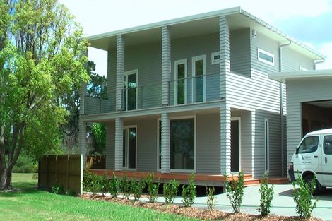 Photo of property in 109a Roberts Road, Te Atatu South, Auckland, 0610