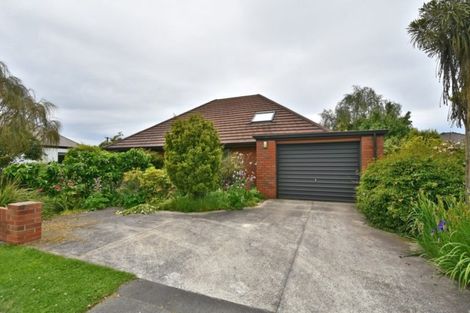 Photo of property in 6 Loftus Street, Papanui, Christchurch, 8053