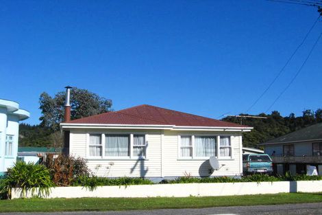 Photo of property in 100 Marsden Road, Greymouth, 7805