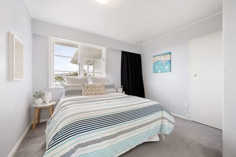 Photo of property in 61 Salford Street, Newlands, Wellington, 6037