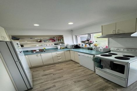 Photo of property in 2/13 Teviot Place, Totara Vale, Auckland, 0629