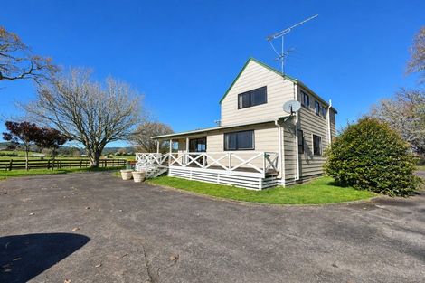 Photo of property in 211 White Road, Hunua, Papakura, 2583