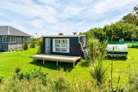 Photo of property in 213a Pahi Road, Pahi, Paparoa, 0571