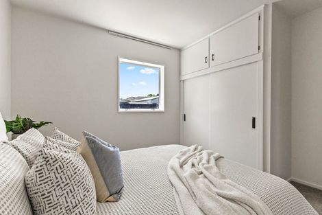 Photo of property in 30a Hooker Avenue, Bryndwr, Christchurch, 8053