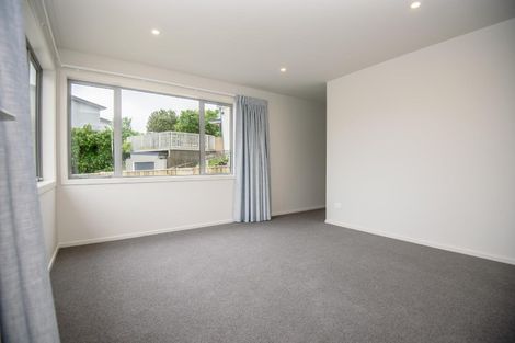 Photo of property in 50a Kahu Road, Paremata, Porirua, 5024