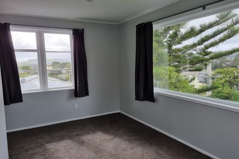 Photo of property in 100 Gear Terrace, Ranui, Porirua, 5024
