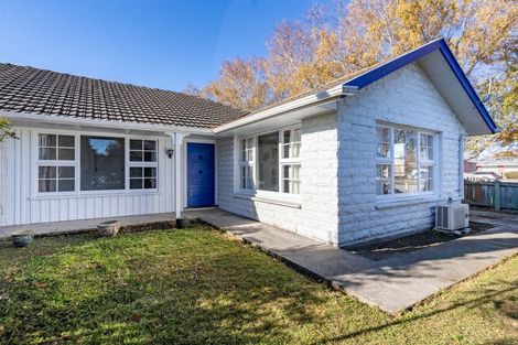 Photo of property in 2/170 Waimairi Road, Ilam, Christchurch, 8041