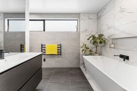 Photo of property in 3 Sandhurst Drive, Papamoa Beach, Papamoa, 3118