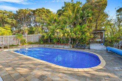 Photo of property in 84 Brick Bay Drive, Sandspit, Warkworth, 0982