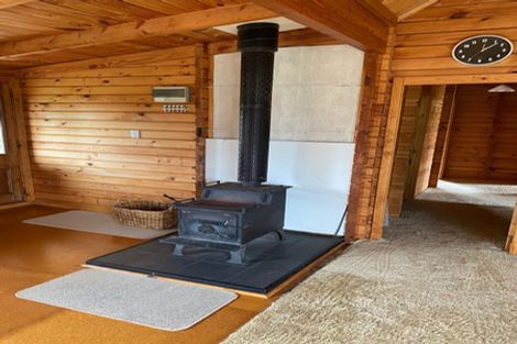 Photo of property in 17 Ivy Terrace, Moana, 7872