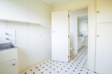 Photo of property in 6 Bond Street, Hokowhitu, Palmerston North, 4410