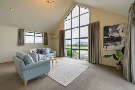 Photo of property in 60 Breaksea Street, Te Anau, 9600