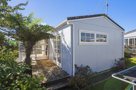 Photo of property in 6 Teoti Street, Paraparaumu Beach, Paraparaumu, 5032