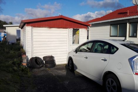 Photo of property in 96 Hyperion Drive, Randwick Park, Auckland, 2105