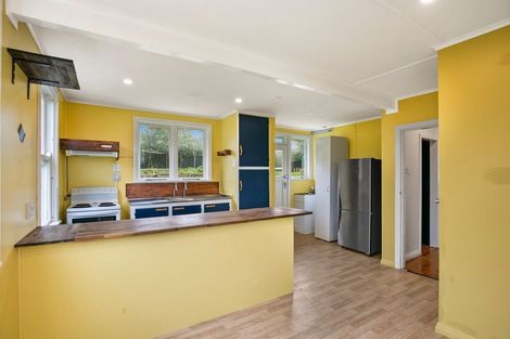 Photo of property in 43 Hiwi Crescent, Titahi Bay, Porirua, 5022