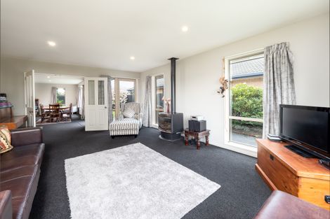 Photo of property in 92 Milns Road, Halswell, Christchurch, 8025