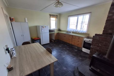 Photo of property in 63 Main Road, Clinton, 9534