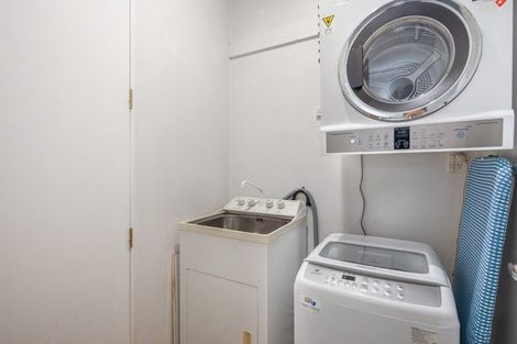 Photo of property in Tennyson Apartments, 18/25 Tennyson Street, Te Aro, Wellington, 6011