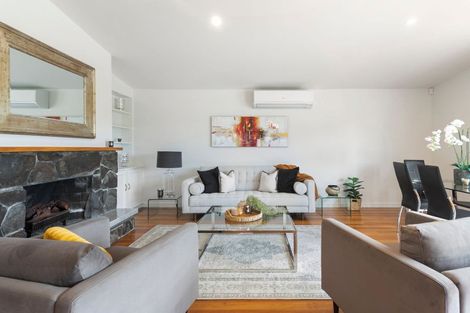 Photo of property in 201 Pakuranga Road, Pakuranga, Auckland, 2010