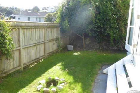 Photo of property in 10 Cavendish Square, Strathmore Park, Wellington, 6022