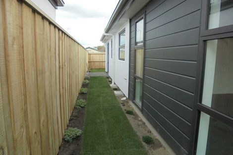 Photo of property in 37 Chrysolite Place, Belfast, Christchurch, 8051