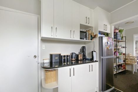 Photo of property in 1 Iorangi Place, Hillpark, Auckland, 2102