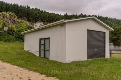 Photo of property in 14 Sandy Bay Drive, Mataikona, Tinui, 5889