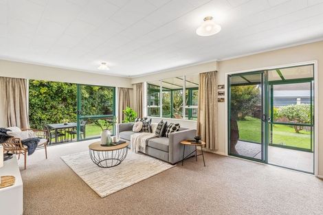 Photo of property in 37 Te Kupe Road, Paraparaumu Beach, Paraparaumu, 5032