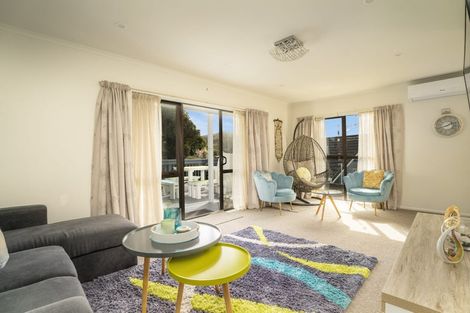 Photo of property in 2/79 Cunliffe Street, Churton Park, Wellington, 6037