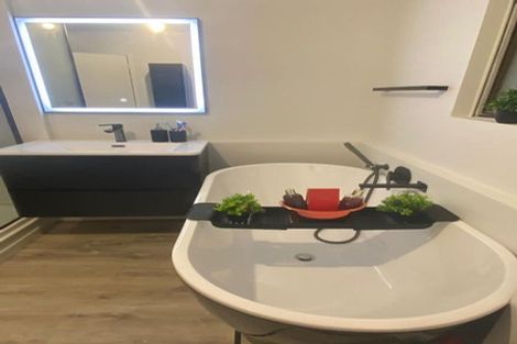 Photo of property in 2/20 Bayview Road, Bayview, Auckland, 0629